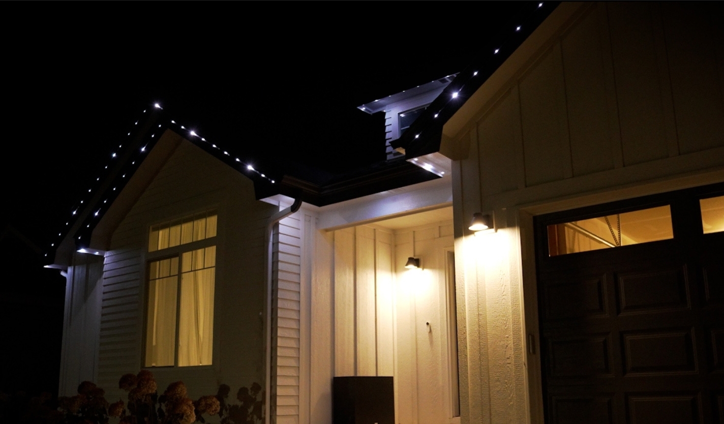 Multi-color permanent LED holiday lights installation